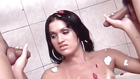 Latina slut gets her hairy pussy licked by two dudes